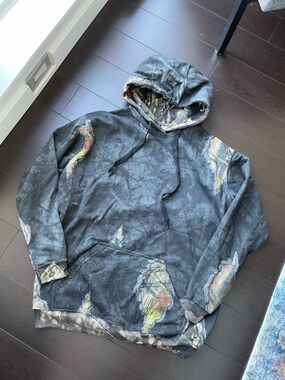 NEW Cabela’s Red Head Mossy Oak Black and Camouflage Pocket Pullover Hoodie